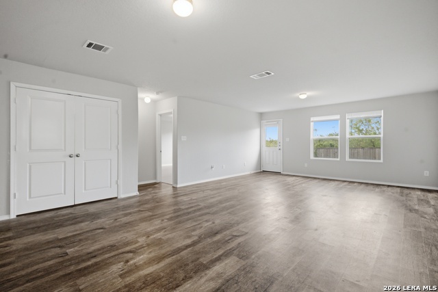 10402 Waverunner Property Photo 6