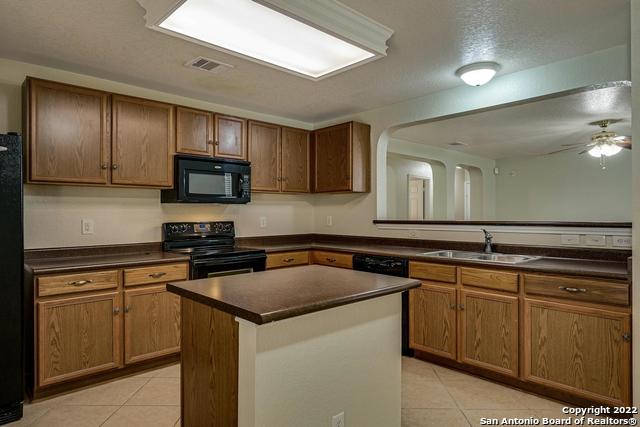 11143 Baffin Oaks Property Photo 8