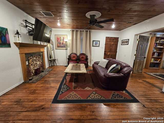 1020 Mission Rd Property Photo 26