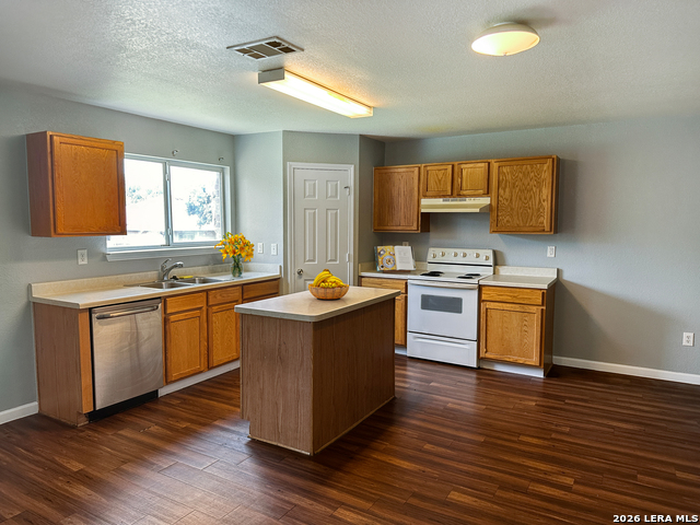 8327 Steep Valley Property Photo 6
