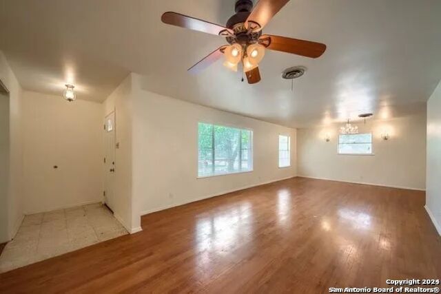 4703 Darlene Dr Property Photo 2
