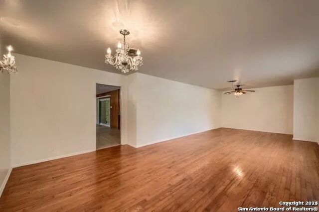 4703 Darlene Dr Property Photo 4