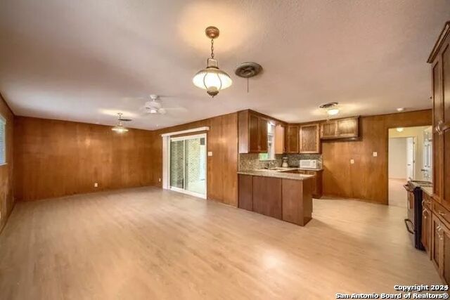 4703 Darlene Dr Property Photo 5