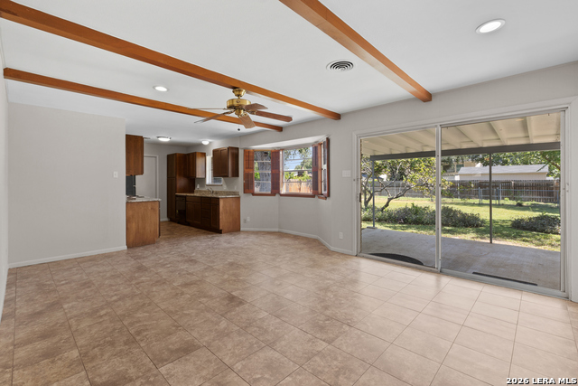 611 Indigo St Property Photo 9
