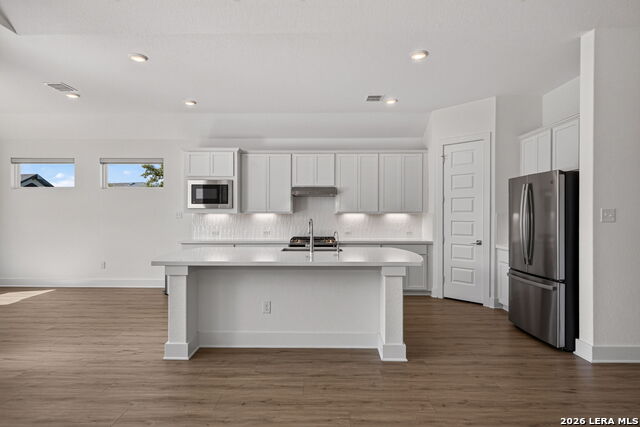 9420 Mattock Property Photo 10