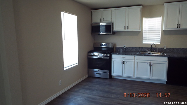 508 W Baetz Property Photo 3