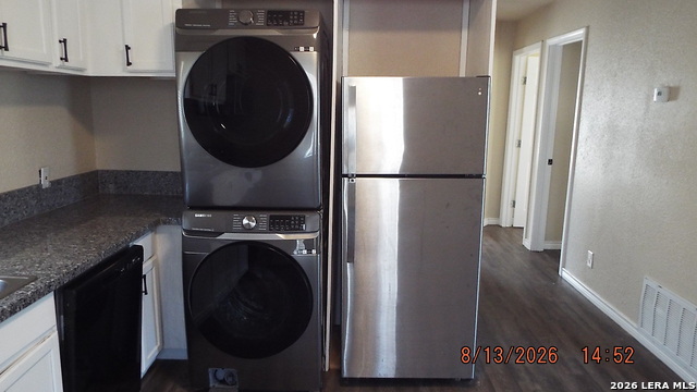 508 W Baetz Property Photo 5