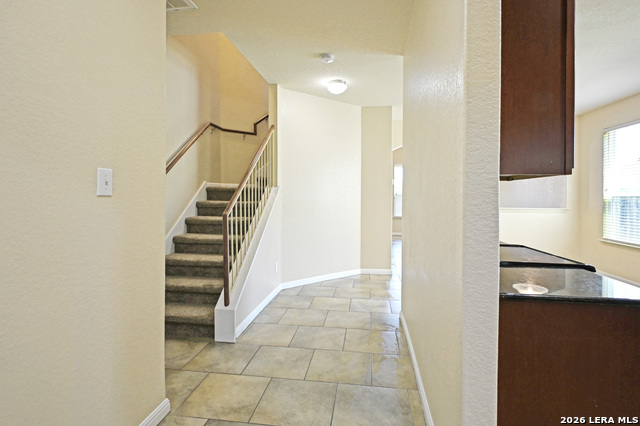 2231 Hawk Dr Property Photo 5