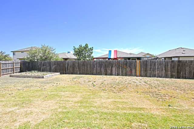 2231 Hawk Dr Property Photo 33