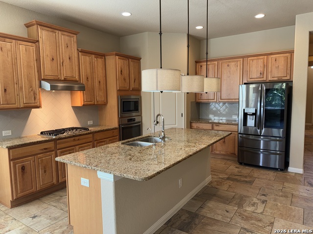 9827 Catell Property Photo 6