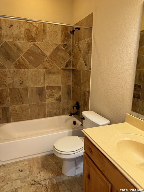 9827 Catell Property Photo 20