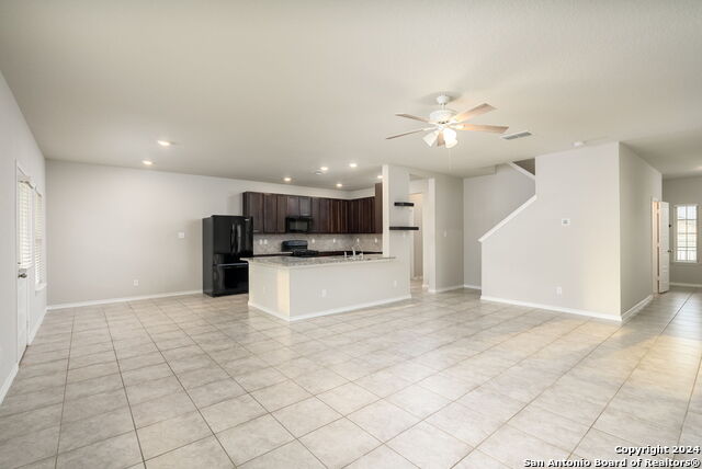140 Hunters Spg Property Photo 5