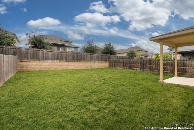 140 Hunters Spg Property Photo 34