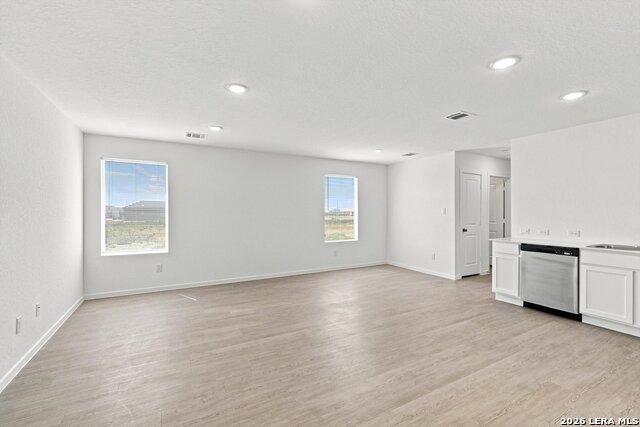 7631 India Star Property Photo 3