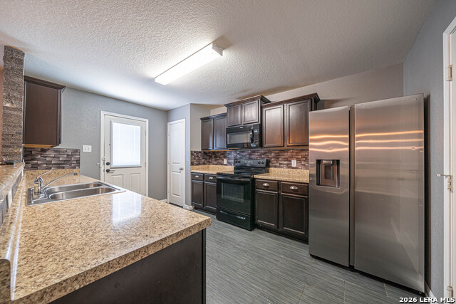 12310 Siragusa Property Photo 9