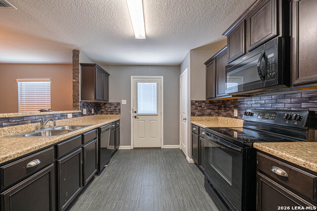 12310 Siragusa Property Photo 10