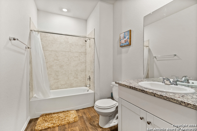 3115 Tule Crk Property Photo 6