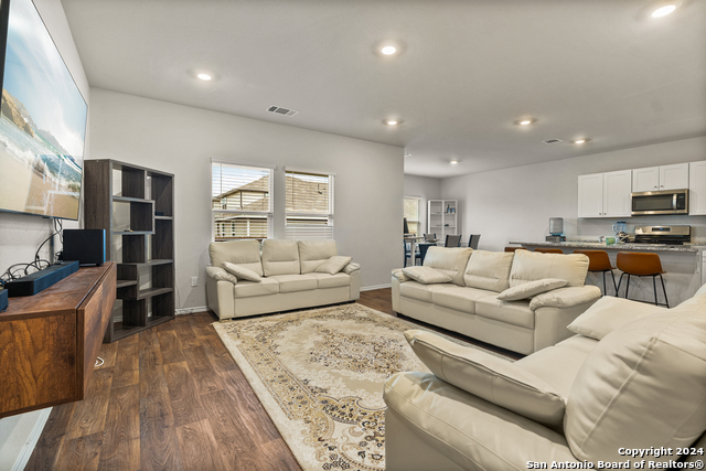 3115 Tule Crk Property Photo 7
