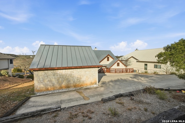 204 Tapatio Dr. W Property Photo 2