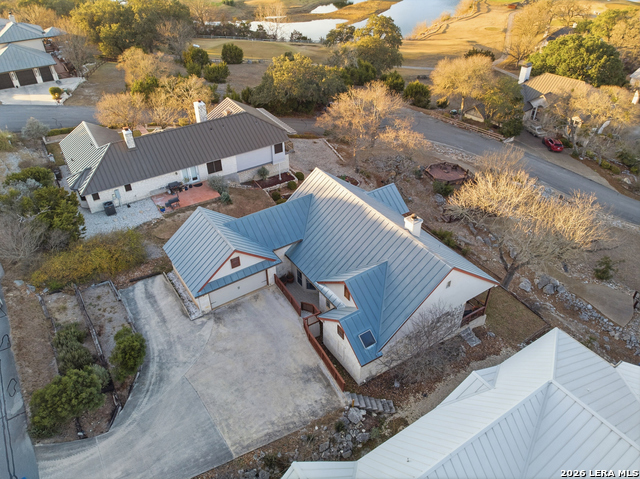 204 Tapatio Dr. W Property Photo 9