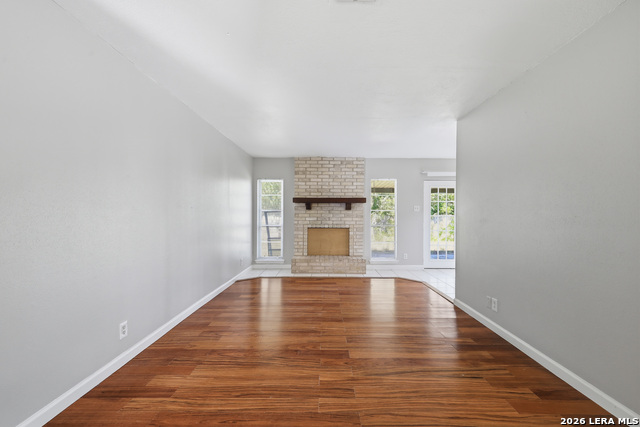 11403 Spring Crest St Property Photo 7