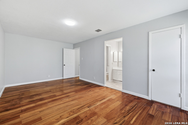 11403 Spring Crest St Property Photo 14