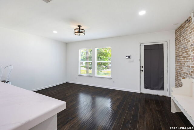 9831 Alexa Pl Property Photo 4