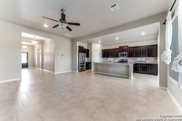 29633 Elkhorn Rdg Property Photo 4