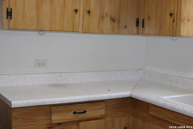 1327 Vanderbilt St Property Photo 12