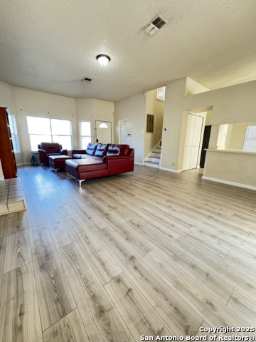 230 Saddlebrook Dr Property Photo 1