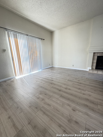 230 Saddlebrook Dr Property Photo 6