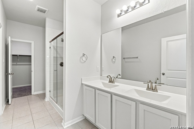 194 Foxhound Path Property Photo 8