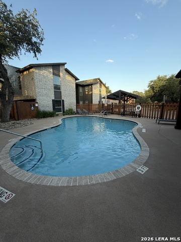 2718 Old Field Dr Property Photo 1