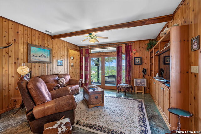 1348 Live Oak Rdg Property Photo 10