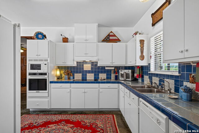 1348 Live Oak Rdg Property Photo 14