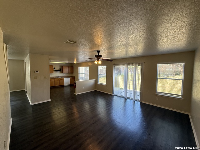 11127 Vollmer Ln Property Photo 6