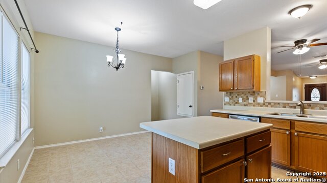 8446 Rita Elena Property Photo 2