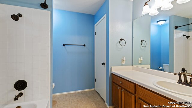 8446 Rita Elena Property Photo 9