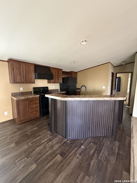 1204 W Houston St Property Photo 3