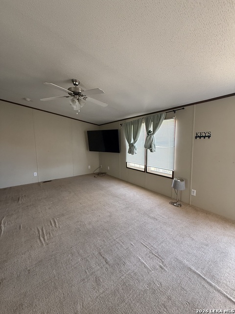 1204 W Houston St Property Photo 8
