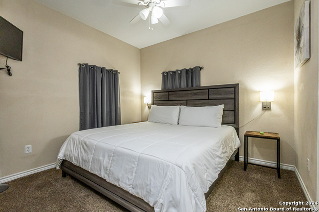 1202 N Center Property Photo 16
