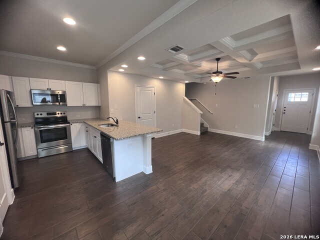 6302 Melanzane Ave Property Photo 4