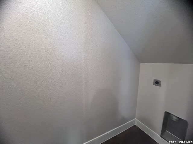 6302 Melanzane Ave Property Photo 9