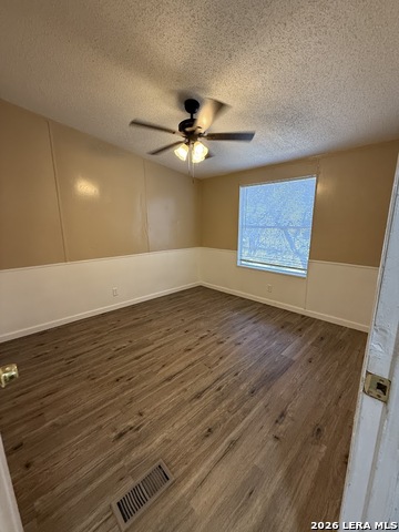 629 Buck Trail Property Photo 18