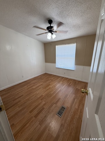 629 Buck Trail Property Photo 28