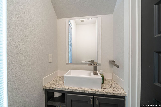 812 N Gevers St Property Photo 5