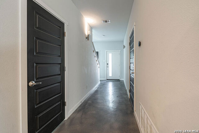 812 N Gevers St Property Photo 6