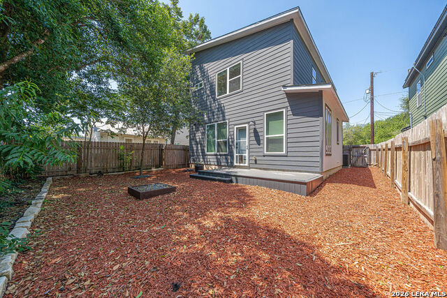 812 N Gevers St Property Photo 25