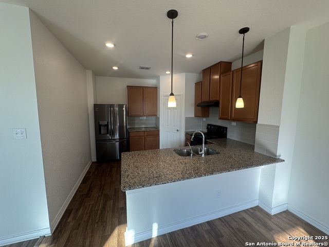3218 Comanche Xing Property Photo 4