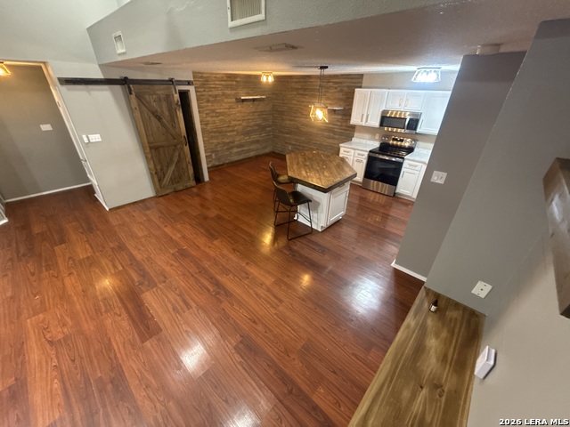 1209 Bluff Creek Cir Property Photo 9